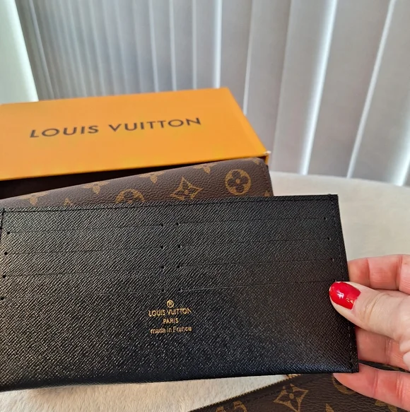 3 PC Monogram Crossbody Set - Picture 6 of 7